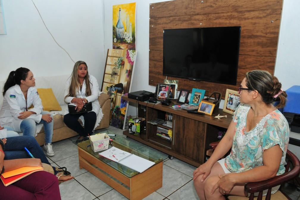 Visita do programa Estratégia Saúde da Família em Brasília.