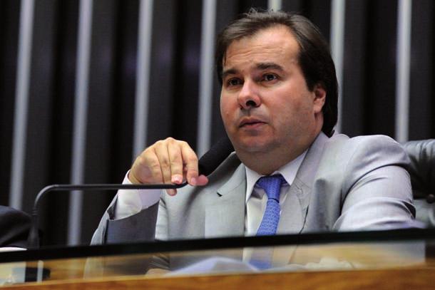 Para Rodrigo Maia, é necessário preservar economia proposta na reforma da Previdência O presidente da Câmara dos Deputados, Rodrigo Maia, defendeu nesta terça-feira (28) que a proposta de reforma da