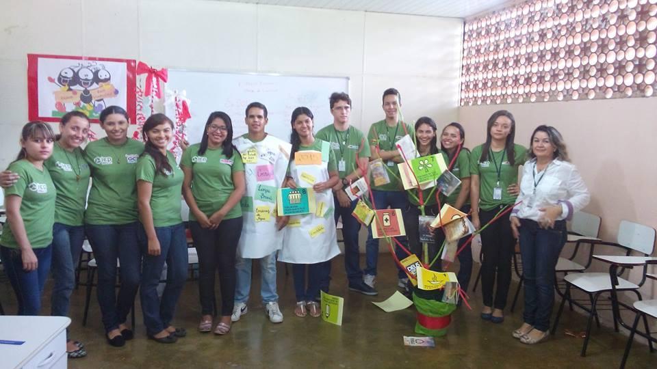 Na Tecnologia Social dos Espaços Mundos os jovens estavam no Mundo do Trabalho, com o acompanhamento da Professora Nilda Oliveira.