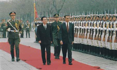 12 1987 1994 Em 1992 são inauguradas as novas instalações da CCILC em Lisboa, também pelo Secretário de Estado do Comércio Externo, António de Sousa e pelo Embaixador da República Popular da China em