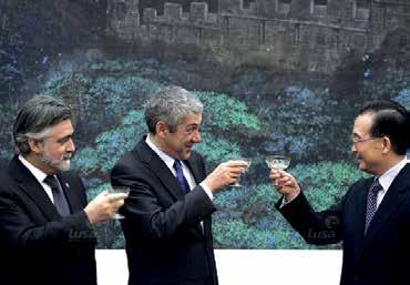 Sócrates, Ministro de Estado e dos Nesgócios Estrangeiros Luís Amado, e Primeiro-Ministro Wen Jiabao (13); 2007 Discurso de José Sócrates sobre a Expo Xangai 2010 (14).