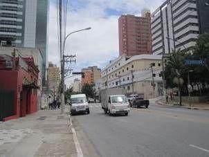 Figura 10: Vista da Rua Conselheiro Furtado. Fonte: Autores do Trabalho. Figura 11: Vista da Rua da Lavapés. Fonte: Autores do Trabalho. Figura 12: Vista da Avenida Aclimação.