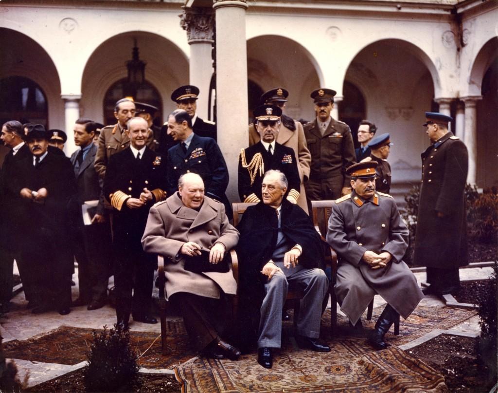 Conferências após a Guerra Conferência de Yalta: