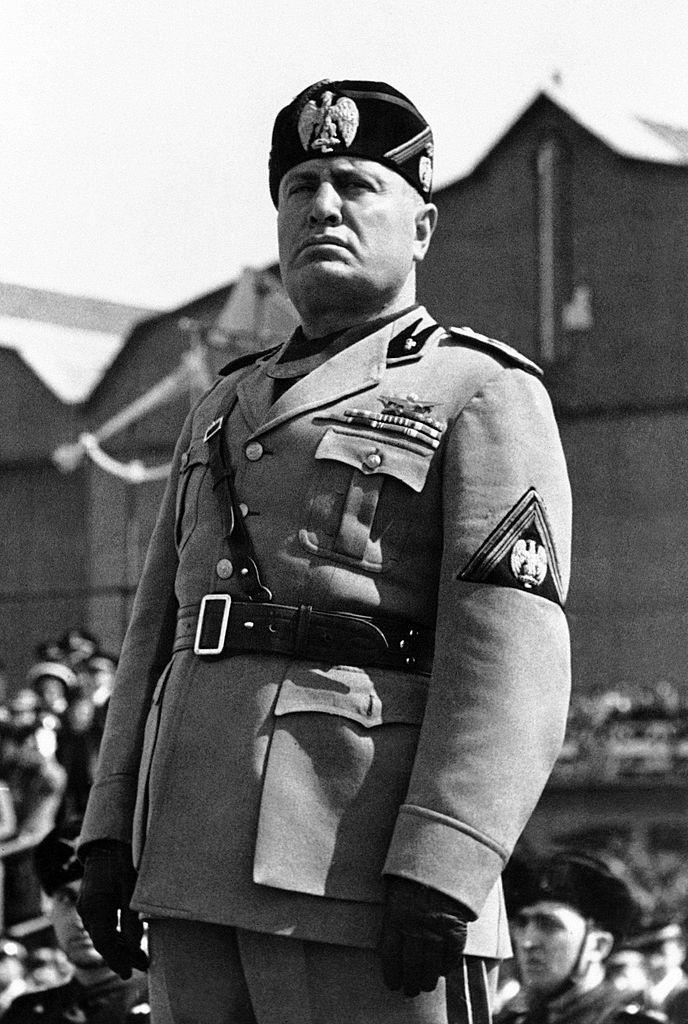 Itália Fascismo italiano Benito Mussolini ( Duce ):