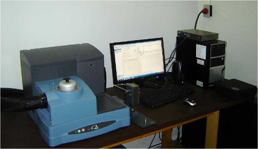 5ºC/min. Para isso, utilizou-se um equipamento DSC da marca TA instruments modelo Q20