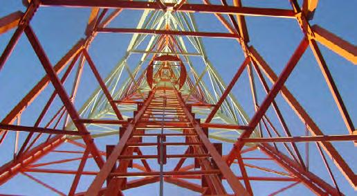 Segmentos Torres de telecomunicação Com excelência na fabricação de torres metálicas treliçadas para telefonia, a Consilos utiliza concepções que atendem a qualquer região do pais, além de