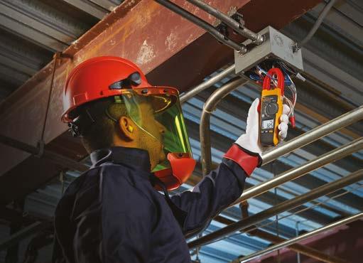 +16028850646 Pinças amperimétricas Fluke Robustas e fiáveis Cabos em espaços apertados. Painéis fora de alcance. Condutores de grandes dimensões.