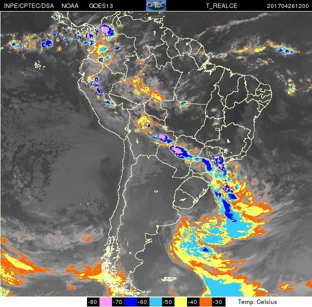 CPTEC/INPE). (a) (b) Figura 2 Imagens realçadas do satélite GOES 13.