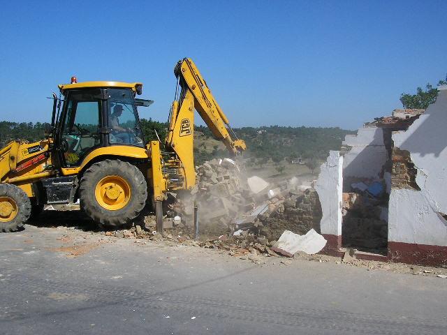 As obras de demolição acompanhadas pelo sistema de recolha trataram-se sempre de demolições de pequenos edifícios de habitação.