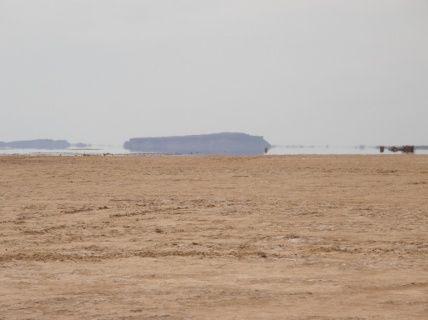 Dunas de Chegaga - Uma vasta extensão de dunas no sul, Erg Chegaga só é acessível por pista, o que significa que nem todos os turistas lá conseguem chegar.