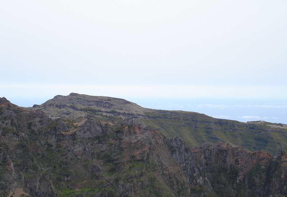 Encumeada Alta (Santana) 1784 m Achada do Teixeira