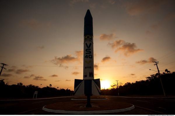 Pesquisas no Brasil Projeto SARA - O Satélite de Reentrada Atmosférica que viabilizará experimentos científicos e tecnológicos em ambiente de microgravidade não pode ser lançado devido a uma explosão