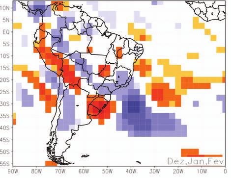 Ao sul da região acima referida, tanto em anos de EN quanto em anos de LN verifica-se uma faixa com anomalias positivas, possivelmente relacionada a problemas nas análises devido à presença dos Andes.