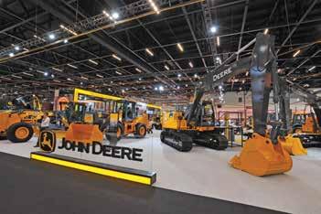 M&T EXPO 2018 Com base no conceito de construção de precisão, a John Deere apresentou uma Central de Monitoramento a realização remota de diagnóstico e a análise de dados de desempenho do equipamento.