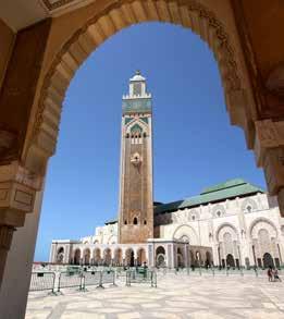 Continuamos para Marrakech. Chegada, jantar e alojamento no Hotel Les Jardins Agdal ***** ou similar. CIRCUITO clássico 7 6 7 6 DIAS VISITAS REFEIÇÕES p.a.buffet CASABLANCA fez MARRAKECH 1 2 3 2º DIA CASABLANCA / MEKNES / FEZ Pequeno-almoço no hotel.