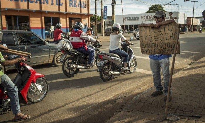 ROXO, Sérgio; SENHORAS, Elói Martins. Imigração de venezuelanos pauta pré-campanha eleitoral. Jornal O Globo, 01 de julho,.