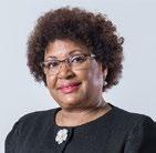 _ Foi consultora jurídica na PwC Angola, onde desempenhou funções nas áreas de direito societário, laboral, contratual e investimento privado.