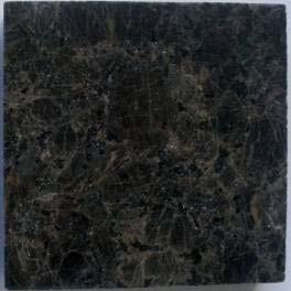 33- Placas do granito Marrom Imperial- Escuro,