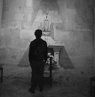 purify the spirit, and can offer adherents a sense of inner tranquility. 233 Figura 46- Minimalimo em Mosteiro de Alcobaça.