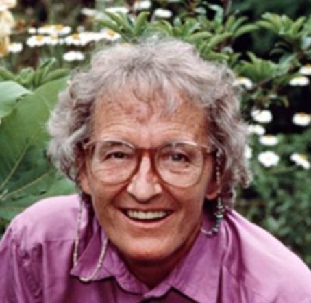 Elisabeth Kübler-Ross, M.D. (8 de julho de 1926 24 de agosto de 2004) foi uma psiquiatra que nasceu na Suíça.