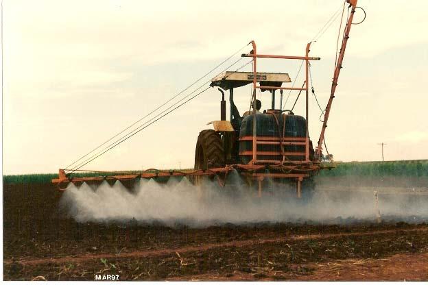 da água por contaminação difusa (áreas de regadio, pecuária,