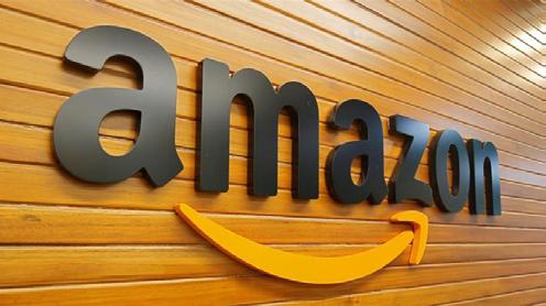 Amazon faz proposta por canais esportivos POR REDAÇÃO NIKE FARÁ ACORDO DE US$ 144 MILHÕES COM LIGA DE E-SPORTS A Nike fechará um acordo de cinco anos estimado em CNY 1 bilhão (US$ 144 milhões) com a