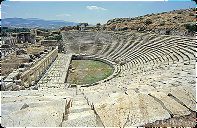 Teatro: os gregos nos passaram o gosto pelo teatro com especial