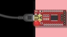 7- Conecte o cabo USB no PC e na central, o LED do módulo USB deve acender vermelho.