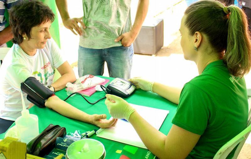 AÇÃO DIA C COOPERATIVA EDUCACIONAL A comunidade do bairro Mocambinho, recebeu na manhã do dia 14 de novembro um dia de cidadania e cooperativismo.