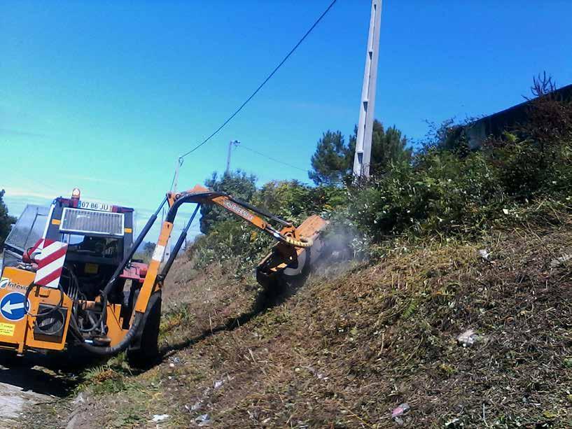 NOVO ENQUADRAMENTO LEGAL LEI n.º 76/ 2017, 17 AGOSTO Estrutura o Sistema de Defesa da Floresta Contra Incêndios (SDFCI) Composição das Comissões Municipais e Maquinaria e Equipamento. LEI n.º 114/2017, 29 DEZEMBRO Artigo 153.