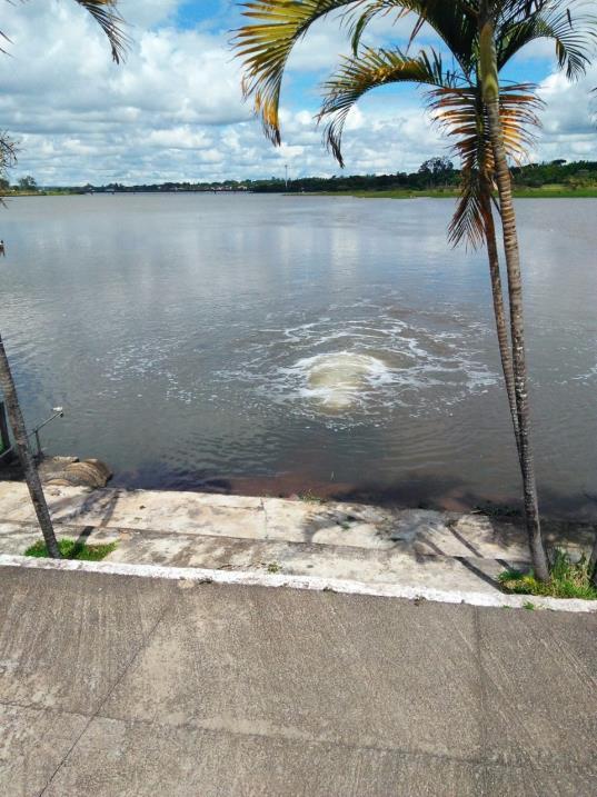 2.4 Controle do Tratamento Todas as etapas do tratamento e o efluente final são monitorados constantemente e para o lançamento do polimento final no Lago Paranoá deve-se atender às condições e