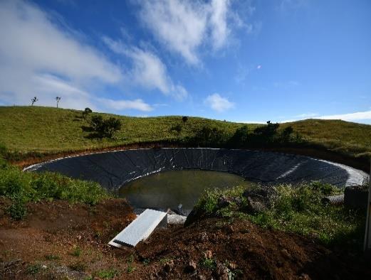 Saneamento 1 2 EMPREITADA DE APROVEITAMENTO DOS RECURSOS HÍDRICOS E IMPERMEABILIZAÇÃO DA LAGOA DO PAUL DONO DE OBRA: Iroa, S.A VALOR DA ADJUDICAÇÃO: 189.