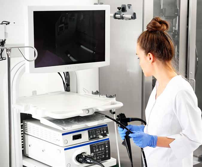 Colonoscopia / Vídeo-retossigmoidoscopia flexível A colonoscopia é um exame que permite ao médico analisar o revestimento interno do intestino grosso.
