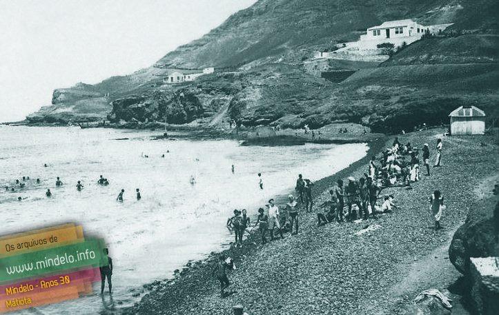 Figura 9: Praia da Matiota em 1930 e em 1958 Fonte: www.mindelo.info, acessado no dia 10/11/15.