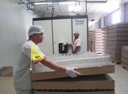 Altura do empilhamento das bandejas 98 cm 98 cm Realiza armazenagem de garrafas secas com carga leve inferior a 1 kilo transportando para estoque.