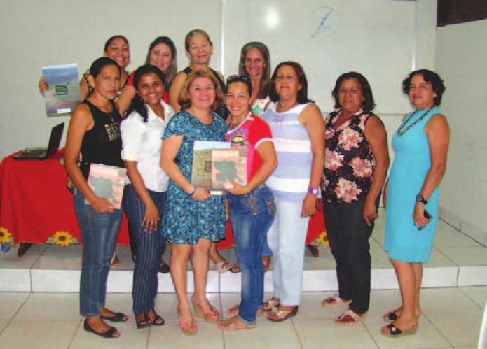 Profissionais da educação discutem sobre as Unidades de Conservação Reunião com professores no município de Alenquer (Imazon) Entre os dias 17 a 30 de novembro de 2012, a equipe do Imazon promoveu