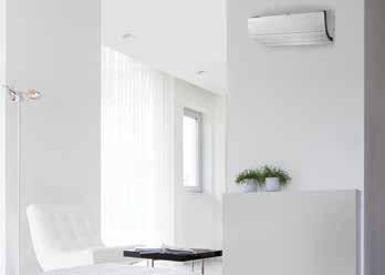 a temperatura O equipamento faz renovação do ar da sala A purificação do ar aumenta a qualidade do ar interior com a tecnologia Flash Streamer da Daikin Controlador online (opcional): controle a