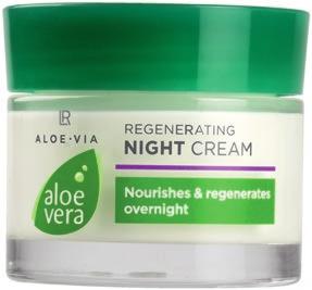 CARE Tratamento de rosto de alta qualidade Para todos os tipos de pele + 30 5 1 4 2 3 Aloe Vera Creme de Noite Regenerador Creme