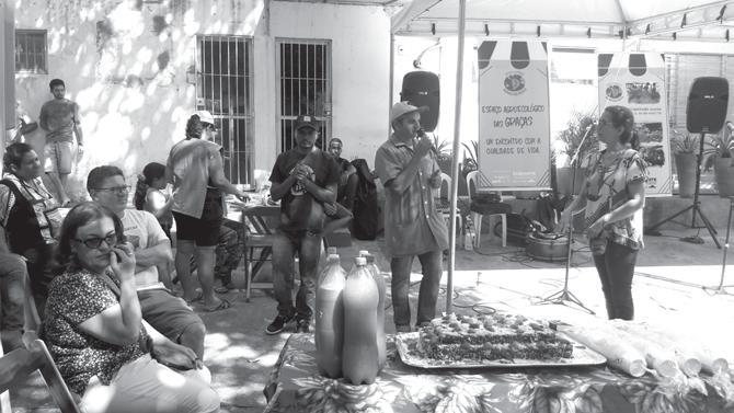 Boa Prosa Dezenove anos alimentando o Recife As feiras agroecológicas são espaços de abastecimento público de alimentos saudáveis para a população Por Chirlene Barbosa* A agricultora Chirlene Barbosa