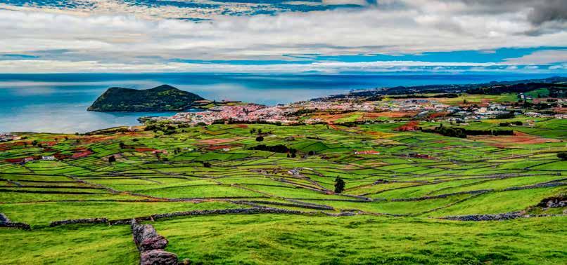 CIRCUITO AÇORIANO A génese comum do arquipélago açoriano quase se perde da diferença paisagística e cultural que carateriza as ilhas.