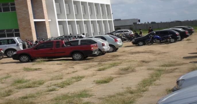 unidades construídas que compõem o campus de Cruz das Almas, sendo que a pesquisa se concentrou em 12 dessas edificações.