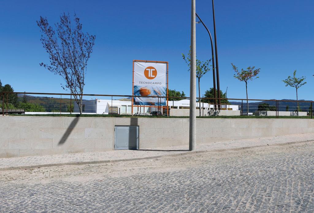 LARGO DO MERCADO MELGAÇO Intervenção inserida num conjunto de projetos que o Município de Melgaço tem vindo a desenvolver, com vista à regeneração urbana dos espaços e edifícios públicos da vila, bem