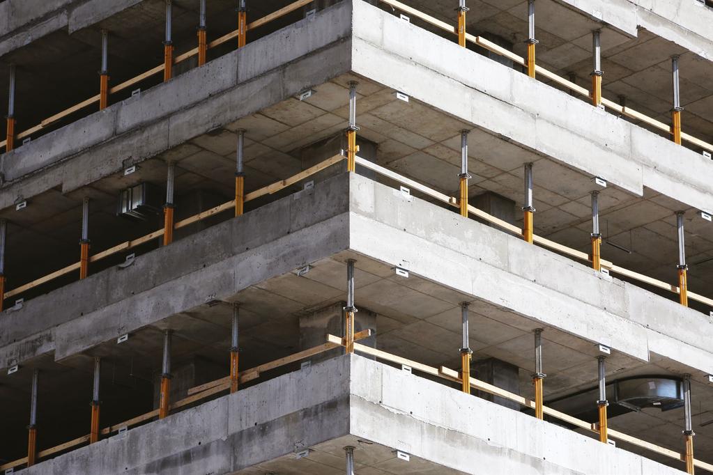 CONSTRUÇÃO Moradias. Edifícios de habitação colectiva. Edifícios comerciais e industriais. REABILITAÇÃO E MANUTENÇÃO Moradias e Edifícios.