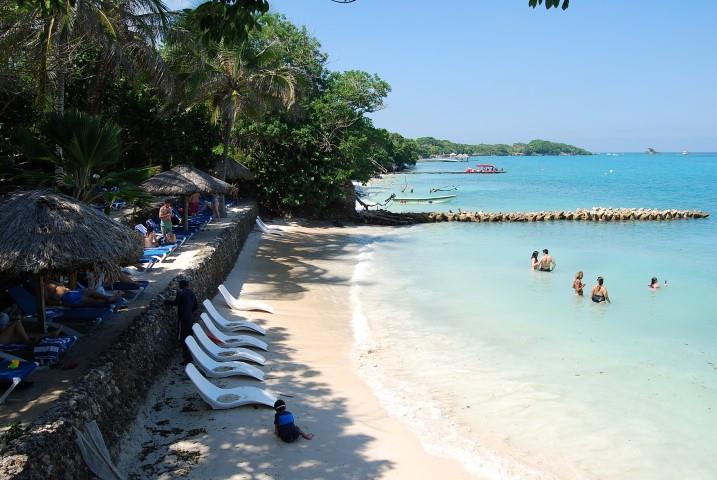 beleza idílica deste fabuloso cenário. Um excelente almoço está incluído. Dia 5 Continuação da descoberta da encantadora pérola do Caribe colombiano.