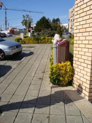 - Deve ser prevista a colocação de um lugar de estacionamento exclusivo para Pessoas com