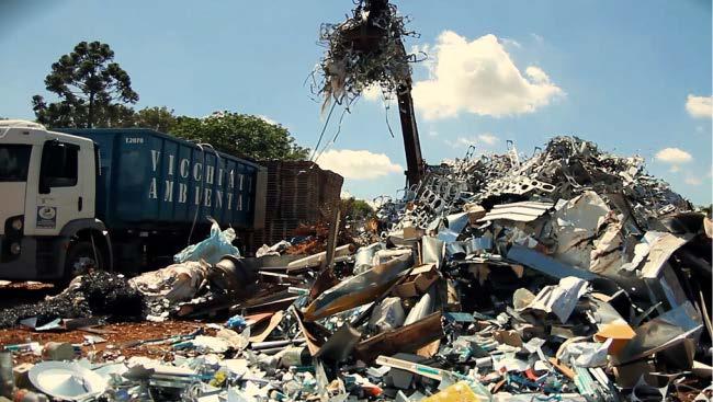 COMPRA E VENDA DE MATERIAIS RECICLÁVEIS 20 DE CATADORES A GRANDES INDUSTRIAS COMPRA E VENDA DE RECICLÁVEIS.