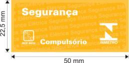 Risco de incêndio! Combustíveis ou substâncias inflamáveis não devem ser manuseados próximos ao equipamento! - O equipamento deve ser utilizado apenas quando possuir material dentro.