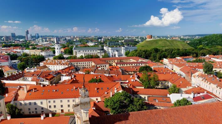 Passeio Opcional: Traslado e visita a Trakai (55 km), a antiga capital do país, situada a cerca de 25 Km ao sul de Vilnius.