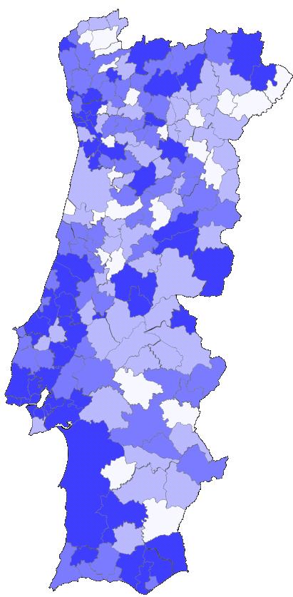 Duração média de processos crime na fase de julgamento findos, por comarca (2011) Duração em meses A observação da distribuição geográfica da duração média dos