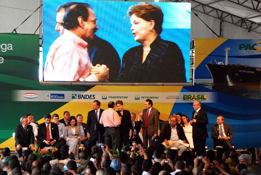 SINAVAL Cenário do 4º trimestre Dezembro 2011 Balanço de 2011 Presidenta Dilama Rousseff na entrega do navio Celso Furtado, em